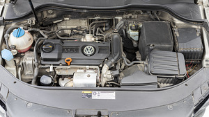VW Passat 1.4 90kw 2013 (5 foto / 6)