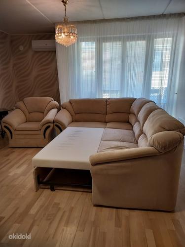Диван-кровать и кресло (фото #2)