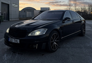 Mercedes-benz S-class Brabus w221 (4 foto / 15)