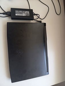 MSI Katana GF66 11UD 15.6", Full HD 144Hz RTX 3050 Ti (2 foto / 6)