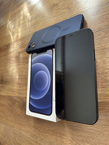 iPhone 12 Black (128 GB) Aku 80% (8 foto / 8)