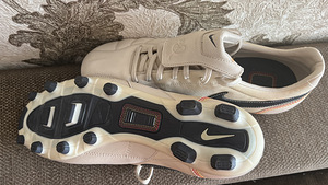 Nike бутсы (2 фото из 7)