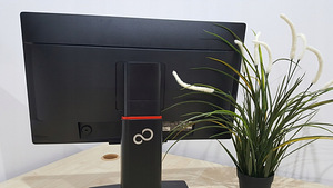 Monitor Fujitsu b24t-7 led 24” (6 foto / 7)
