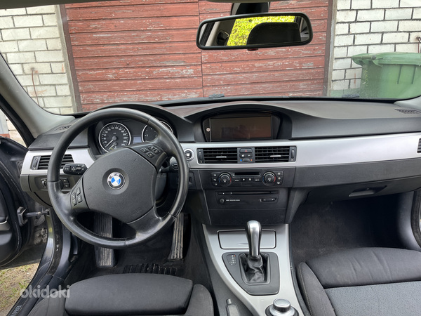 BMW 330d (foto #8)
