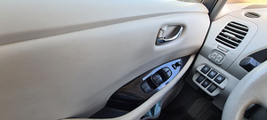 Nissan Leaf 3590 (8 фото из 8)