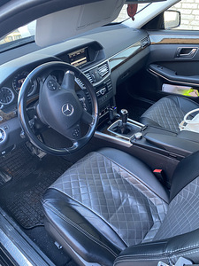 Mercedes e 212 (9 фото из 9)