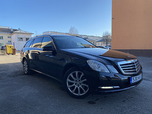 Mercedes e 212 (3 фото из 9)