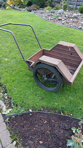 Aiatööriistade käru (2 foto / 8)
