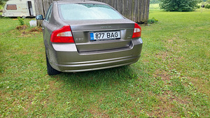 Volvo s80 (10 фото из 10)