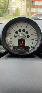 MINI COOPER (9 фото из 9)