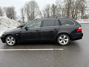 BMW 530d 2004 (2 фото из 10)
