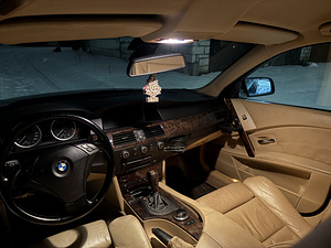 BMW 530d 2004 (9 фото из 10)