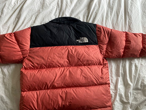 The North Face 700 Nuptse (2 foto / 7)