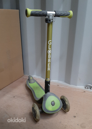 Laste tõukeratas Globber Elite Deluxe Lights Lime Green