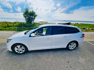 Продам Peugeot 308 2014, 1.2 бензин, механика. (2 фото из 9)