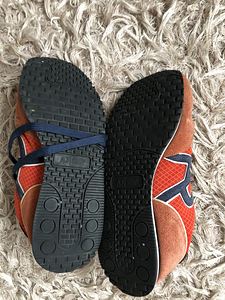 Armani jeans tossud (3 foto / 3)