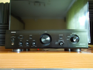 Denon PMA 710 AE (1 foto / 3)