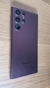 Продается samsung galaxy s22 ultra 256gb (3 фото из 3)