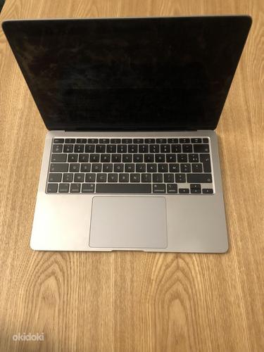 MacBook Air — 2020 — 13 дюймов — Sidereal Grey (фото #2)