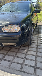 Volkswagen Golf IV (6 foto / 10)