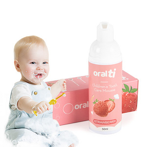Laste maasikamaitseline vahutav hambapasta Oralti, 50 ml