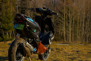 Yamaha Aerox 2004 (5 foto / 10)
