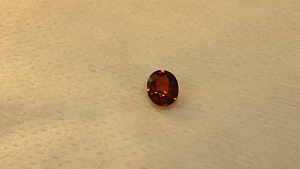 Granaat; loomulik; 1,31 ct; spessartiin; VS; Namiibia; ovaal (6 foto / 10)