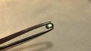 Kromturmaliin; looduslik;0,31ct; roheline-punane; ovaalne (3 foto / 10)