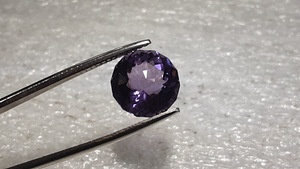 Ametüst; 6,54 ct; violetne-lilla;VVS;ring;täiustus puudub (3 foto / 9)