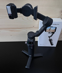 DJI Osmo Mobile 8 Advanced Tracking Combo (2 foto / 3)