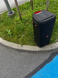 JBL partybox 310 (7 фото из 8)