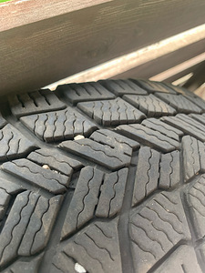 Зимние Шины Michelin 195/65/R15с дисками (3 фото из 3)