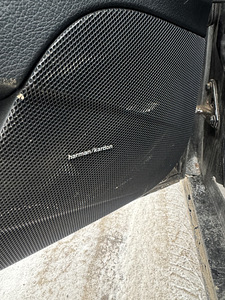 Mercedes-Benz E320 w211 (11 foto / 11)