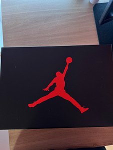 Air Jordan 3 Retro Fire Red (3 foto / 4)