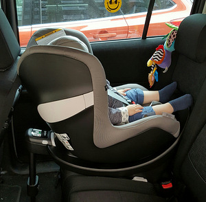 Cybex Sirona M2 (2 фото из 2)