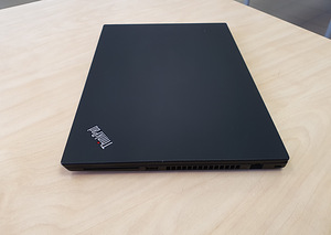 Lenovo ThinkPad T490 14" FHD, Core i5-8265U (6 foto / 8)