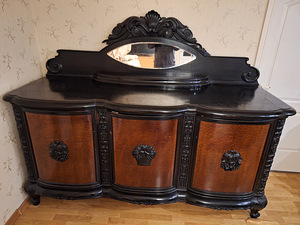 Буфет с зеркалом (2 фото из 4)