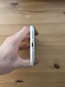 iPhone 11 64gb (5 фото из 9)