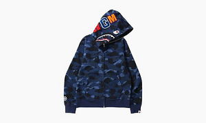 Stone Island (9 фото из 10)