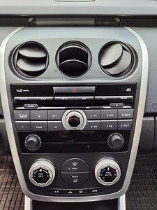 Mazda CX-7 Bose raadio (1 foto / 1)