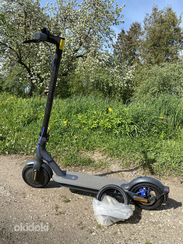 Mi Electric Scooter 3