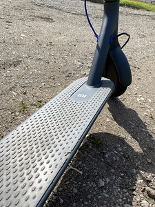 Mi Electric Scooter 3 (3 foto / 4)