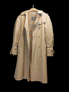 Burberry Naiste trench mantel (2 foto / 7)
