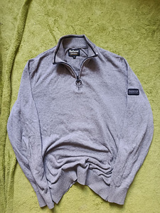 Barbour 1/4 молния с нашивкой (2 фото из 5)