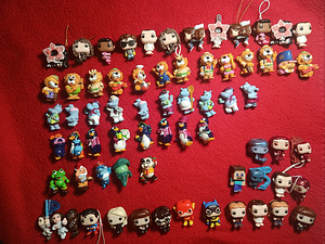 Erinevad Kinder minifiguurid (1 foto / 5)