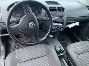 Müüa Volkswagen Polo (1 foto / 6)