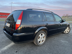 Ford Mondeo Ghia 2002 (5 foto / 11)