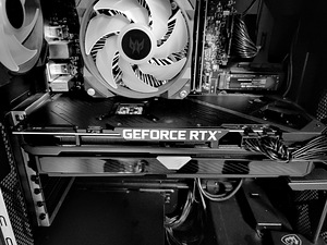 ROG Strix RTX 3070 OC (2 foto / 2)