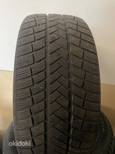 255/40/21