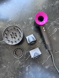 Dyson supersonic HD01 (1 фото из 2)